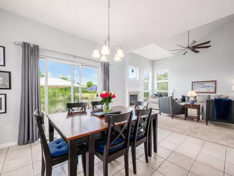 Dining - 6482 Ringsend Ct, Dublin, OH 43016 photo 4 of 5