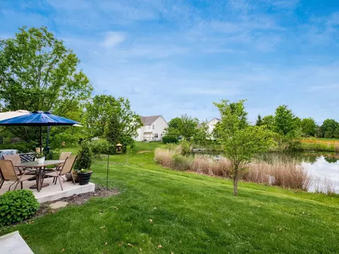 Exterior - 6482 Ringsend Ct, Dublin, OH 43016 photo 8 of 12