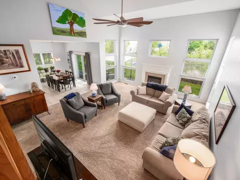 Living - 6482 Ringsend Ct, Dublin, OH 43016 photo 3 of 5