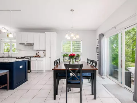 Dining - 6482 Ringsend Ct, Dublin, OH 43016 photo 3 of 5