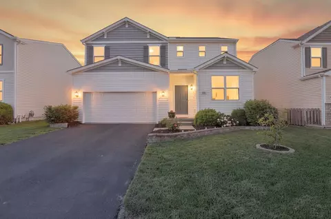 3986 Snowcreek Dr, Grove City, OH 43123