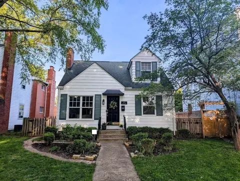 879 Grandon Ave, Columbus, OH 43209