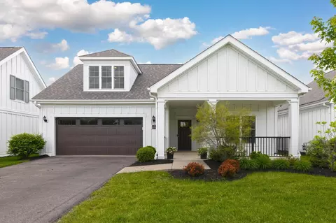 6945 Hollyhock, New Albany, OH 43054