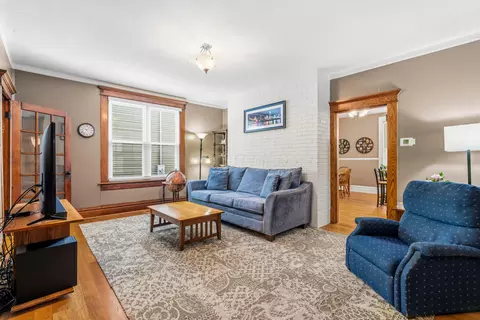 Living - 167 E Mithoff St, Columbus, OH 43206 photo 1 of 3