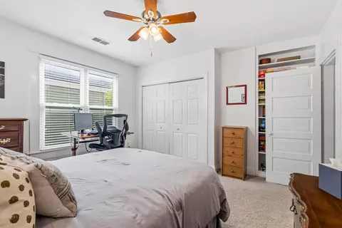 Bedroom - 167 E Mithoff St, Columbus, OH 43206 photo 3 of 3