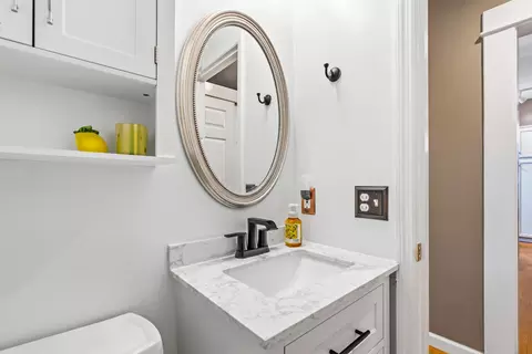 Bath - 167 E Mithoff St, Columbus, OH 43206 photo 1 of 7