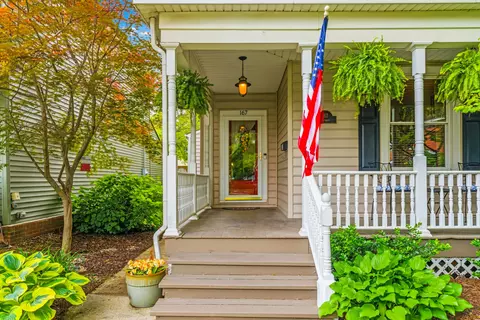 Exterior - 167 E Mithoff St, Columbus, OH 43206 photo 6 of 18