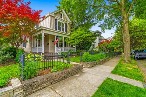 Exterior - 167 E Mithoff St, Columbus, OH 43206 photo 3 of 18