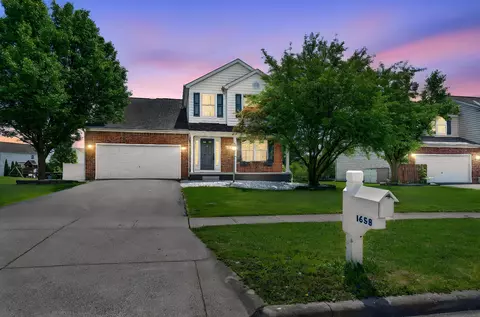 1658 Geranium Dr, Lewis Center, OH 43035