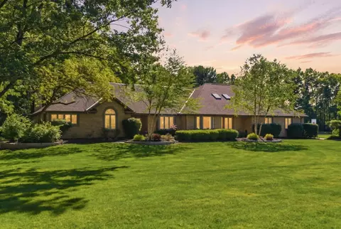7276 Lee Rd, Westerville, OH 43081