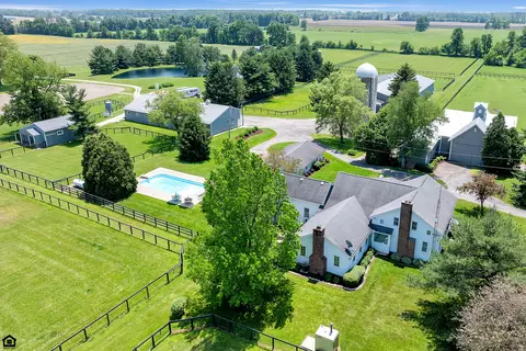 15228 Croton Rd, Centerburg, OH 43011