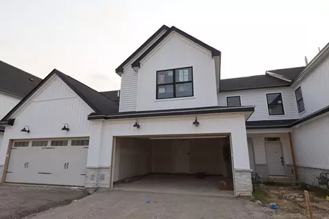 5684 Dutch Ln, Powell, OH 43065