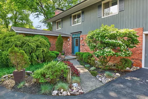 1915 Brandywine Dr, Columbus, OH 43220