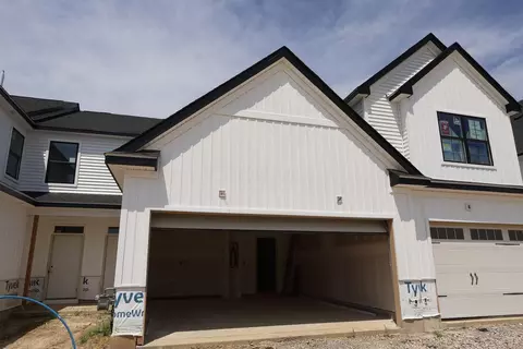 5688 Dutch Ln, Powell, OH 43065