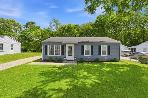 494 Ridgefield Rd, Newark, OH 43055