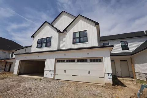 5692 Dutch Ln, Powell, OH 43065