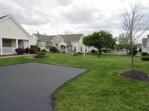 Exterior - 1274 Wilshire Ct, Circleville, OH 43113 photo 4 of 4