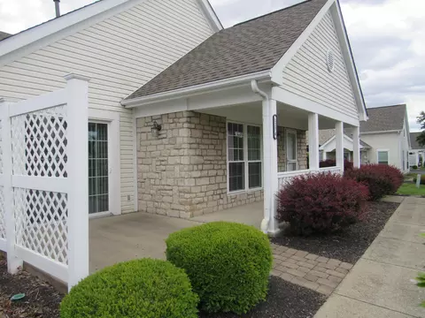 Exterior - 1274 Wilshire Ct, Circleville, OH 43113 photo 3 of 4