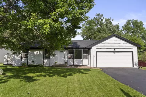 62 Ridgewood Dr SW, Pataskala, OH 43062