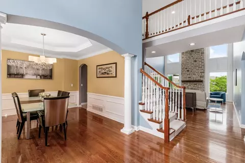 Entry Way - 7019 Ballantrae Loop, Dublin, OH 43016 photo 3 of 3