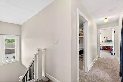 Entry Way - 26 High St, Jackson, OH 45640 photo 2 of 3