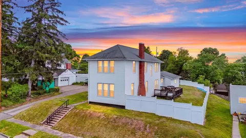 26 High St, Jackson, OH 45640