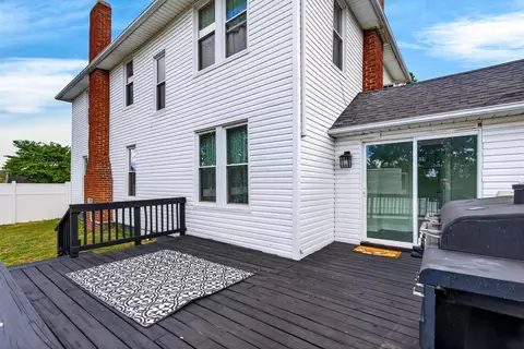 Exterior - 26 High St, Jackson, OH 45640 photo 5 of 8