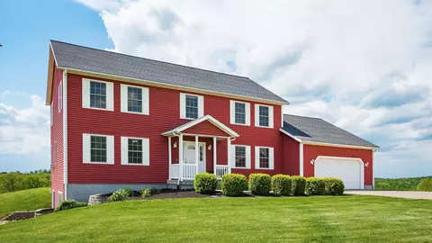6805 Old Stagecoach Rd, Frazeysburg, OH 43822
