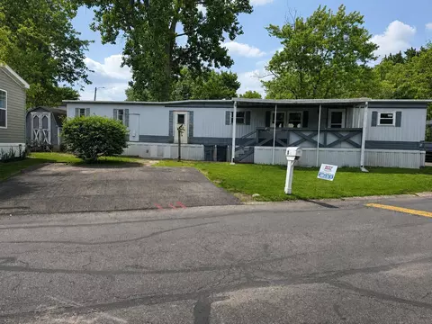 1 Estates Ln, Reynoldsburg, OH 43068