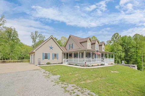 279 Poes Run Rd, Londonderry, OH 45647