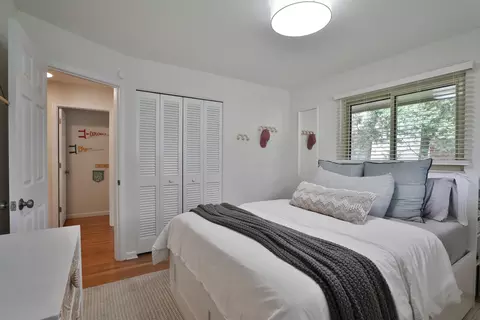 Bedroom - 268 Pingree Dr, Worthington, OH 43085 photo 3 of 6