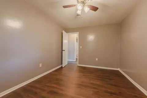 Bedroom - 375 Kingston Pike, Circleville, OH 43113 photo 1 of 3