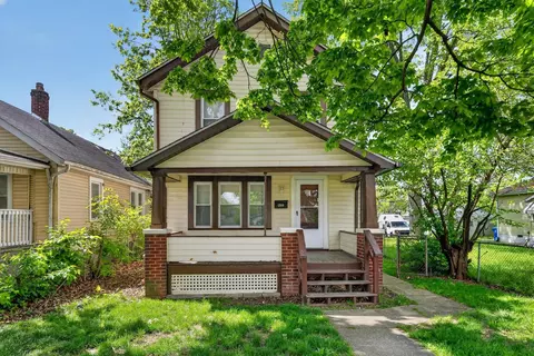 1389 Genessee Ave, Columbus, OH 43211
