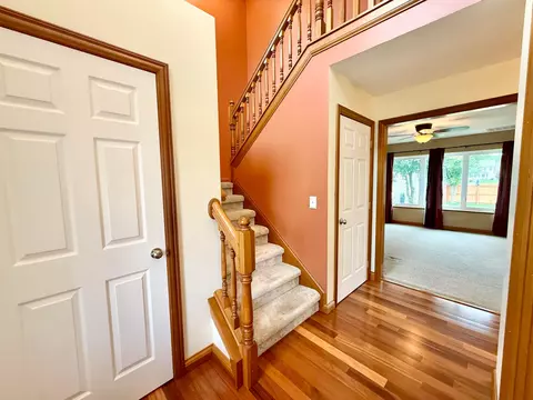 Entry Way - 5831 Ridgewood Rd W, Springfield, OH 45502 photo 3 of 6
