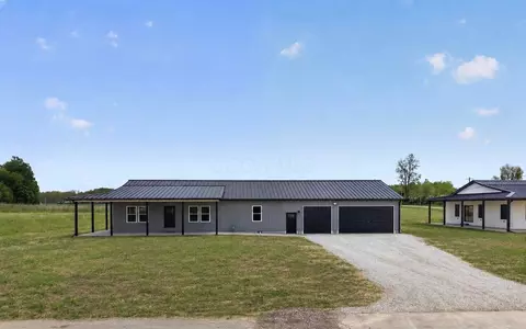 797 Bender Ave, Galion, OH 44833