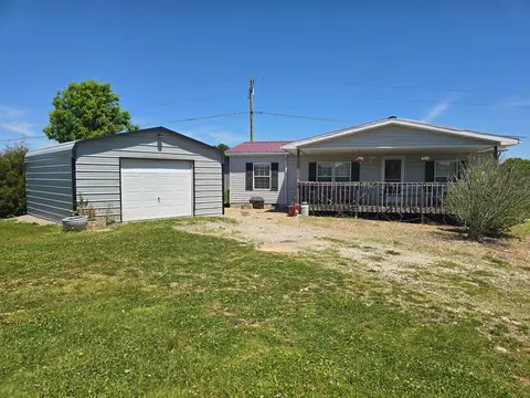 5232 Bethany Ridge Rd, Guysville, OH 45735