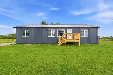 11734 Kellough Rd, Mount Sterling, OH 43143