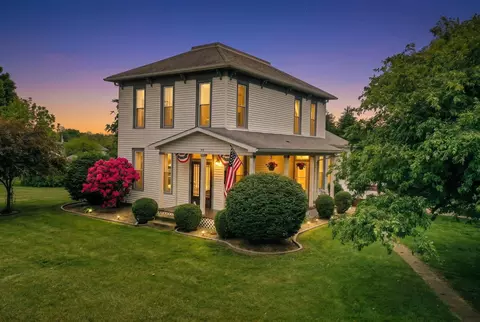 117 E Columbus St, Thornville, OH 43076