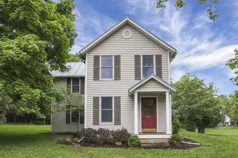 401 E Brooklyn St, Gambier, OH 43022