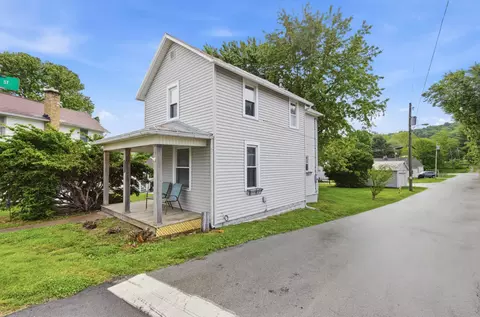 1062 S Broad St, Lancaster, OH 43130