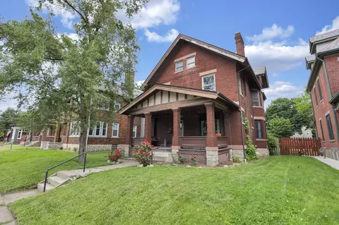 866 S Champion Ave, Columbus, OH 43206