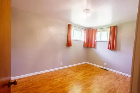 Bedroom - 4008 Bosart Rd, Springfield, OH 45503 photo 2 of 2