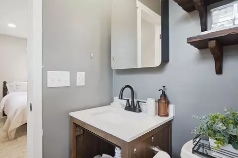 Bath - 5616 Durrett Rd, Orient, OH 43146 photo 2 of 5