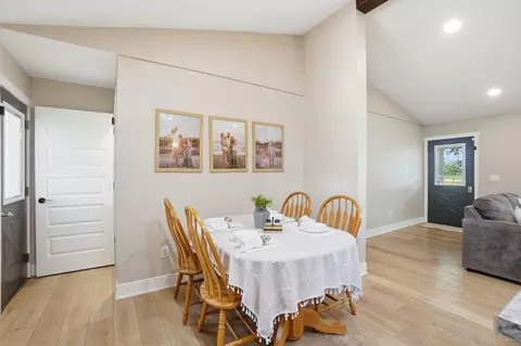 Dining - 5616 Durrett Rd, Orient, OH 43146 photo 2 of 3