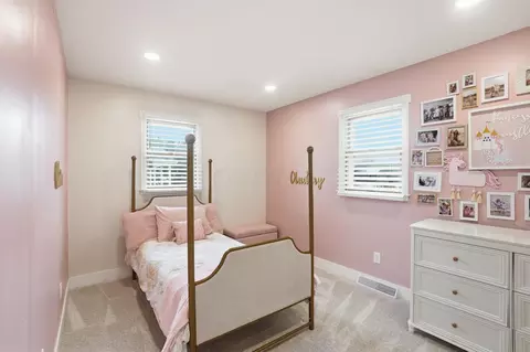 Bedroom - 5616 Durrett Rd, Orient, OH 43146 photo 4 of 6