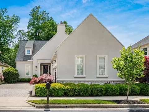 5791 Crighton Dr #15, Dublin, OH 43016