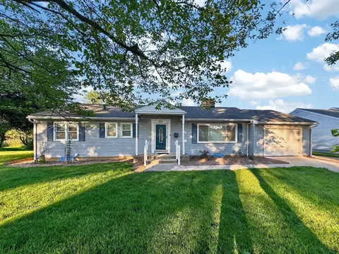 110 Miller Ave, Mount Vernon, OH 43050