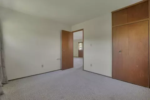 Bedroom - 1905 Mohawk Dr, Lancaster, OH 43130 photo 3 of 7