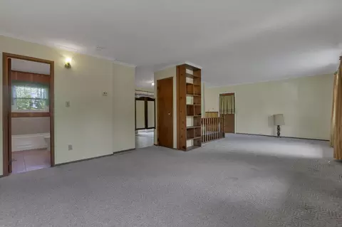 Living - 1905 Mohawk Dr, Lancaster, OH 43130 photo 1 of 7