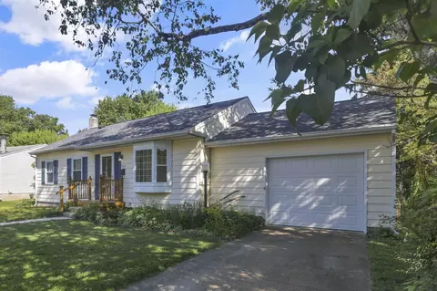 Exterior - 1905 Mohawk Dr, Lancaster, OH 43130 photo 3 of 13